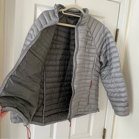 L.L. Bean Women's Ultralight 850 Down Jacket, Gray, Size XL, Downtek Pertex - Picture 4 of 14